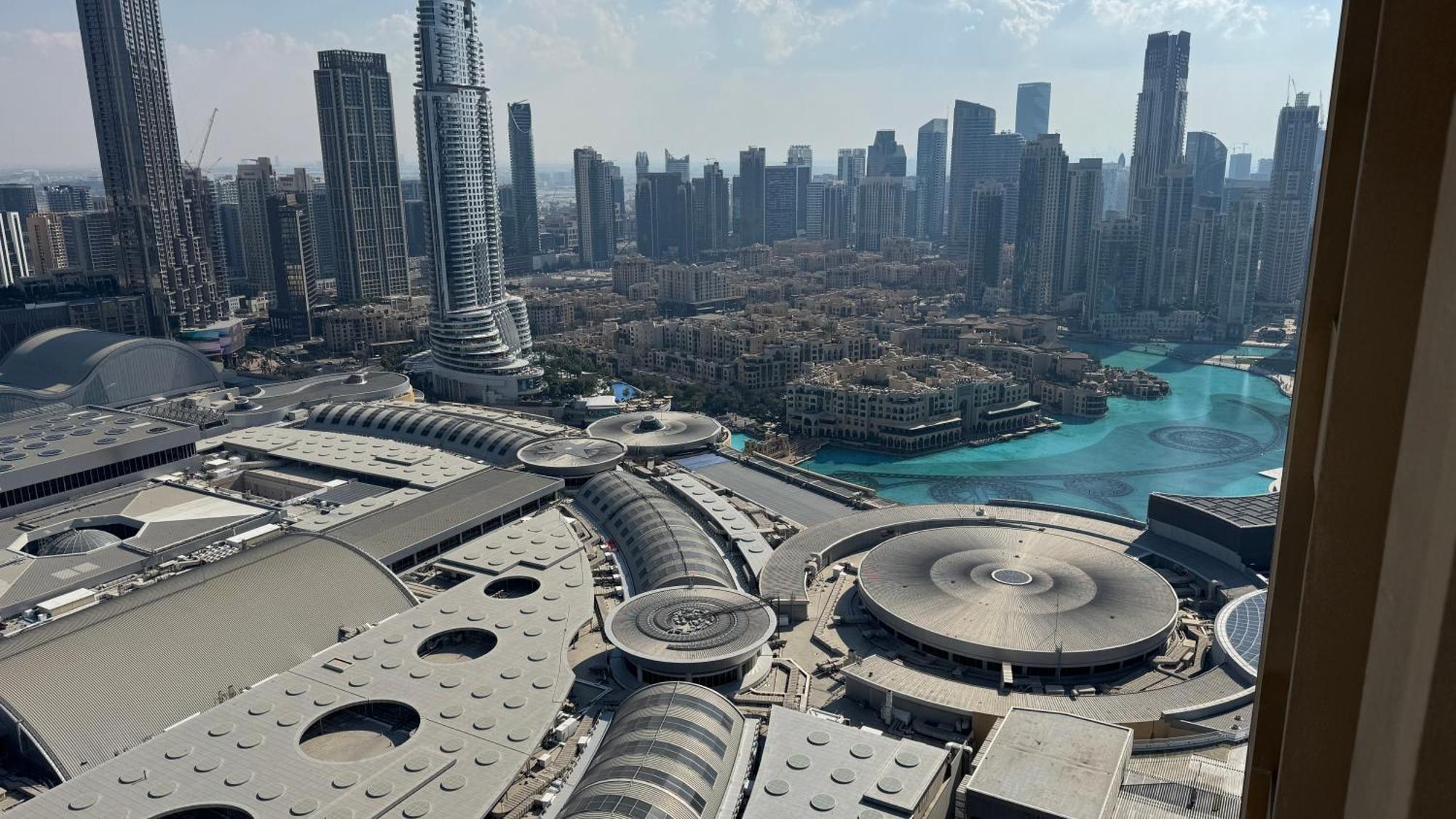 Magnificent - 1 Bedroom In The Address Residences Mall Apartment