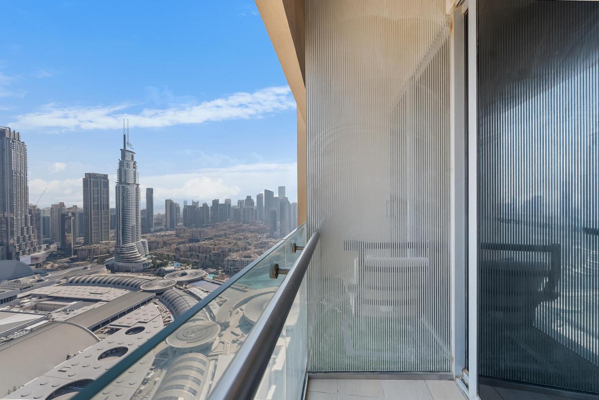 Magnificent - 1 Bedroom In The Address Residences Mall Dubai